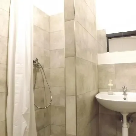 Homestay Lounge G2