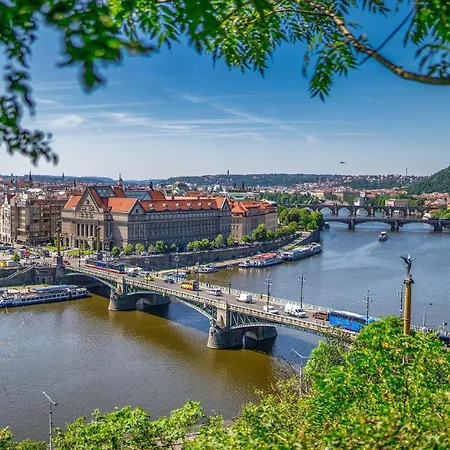 Sofa Room G2 Prague 7 Prag