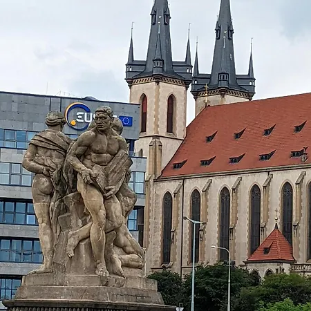 Séjour chez l'habitant Sofa G2 7 *