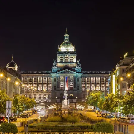 Sofa G2 7 * Prag
